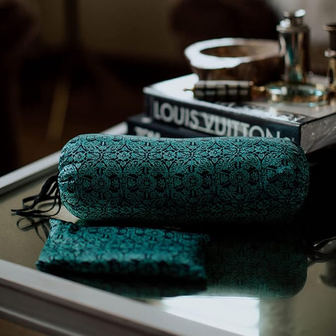 Hugger Mugger Silk Eye Pillow with Flaxseed Filling - Organic Flaxseed Filling, Scent-Free Relaxation, Light Weight, Chill in Freezer, Washable Cover