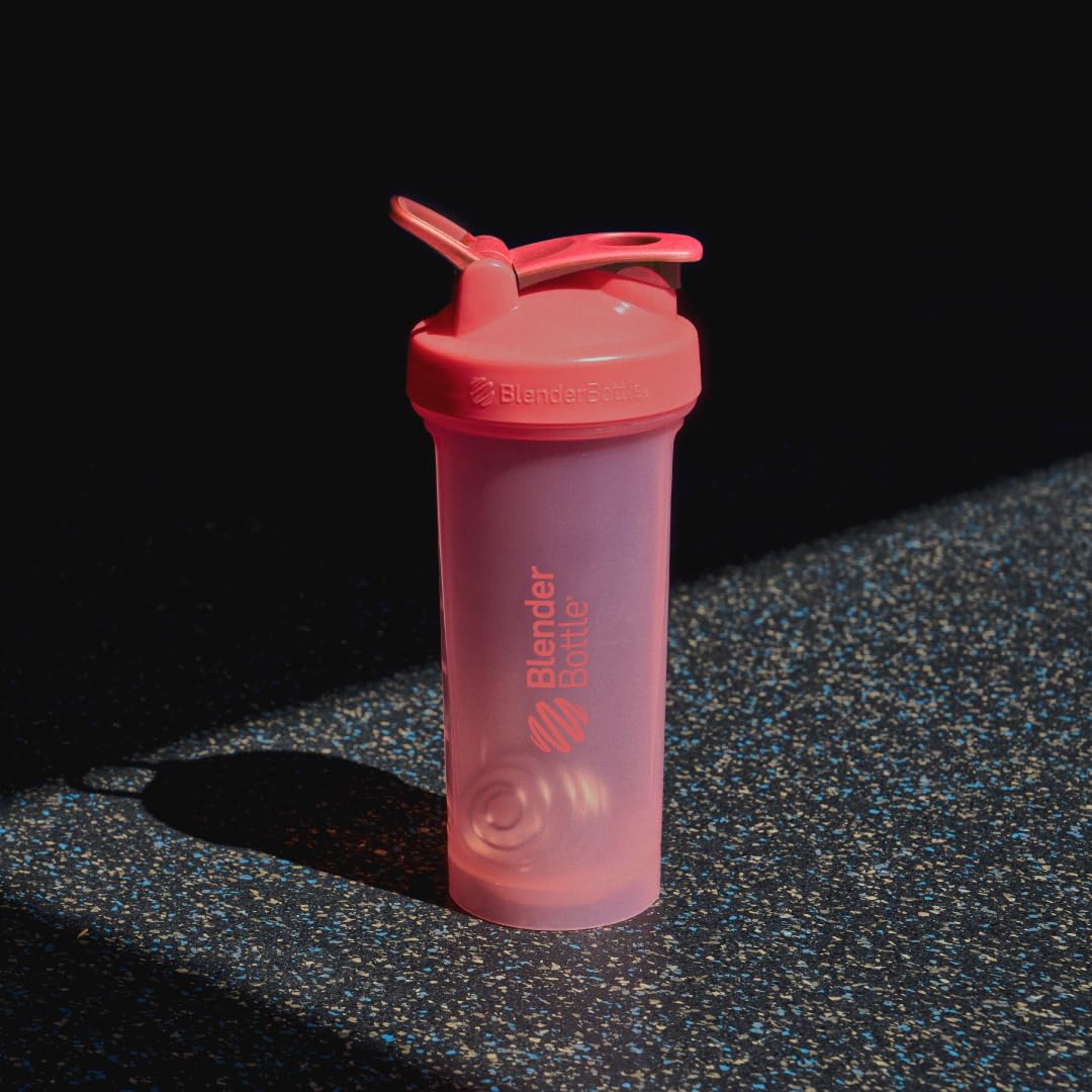 BlenderBottle Classic V2 Plastic Shaker Bottle 20 oz Light Pink