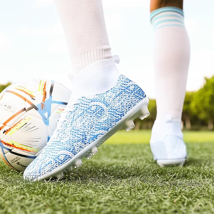 Adult Soccer Cleats Men Lightweight Football Boots Breathable Professional Sneaker Sport Athletic Ground Football Shoes