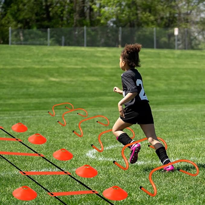 TNZMART Agility Ladder and Disc Cones Training Set Adjustable Rungs Training Ladder with 10 Plastic Sport Cones for Training