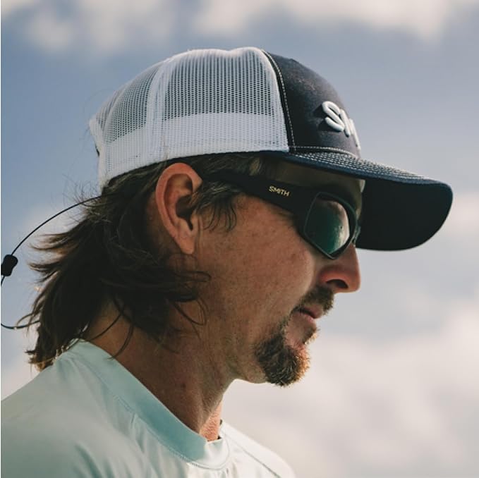 SMITH Guide's Choice S Sunglasses with Chromapop Lenses - Polarized Sunglasses - for Men & Women