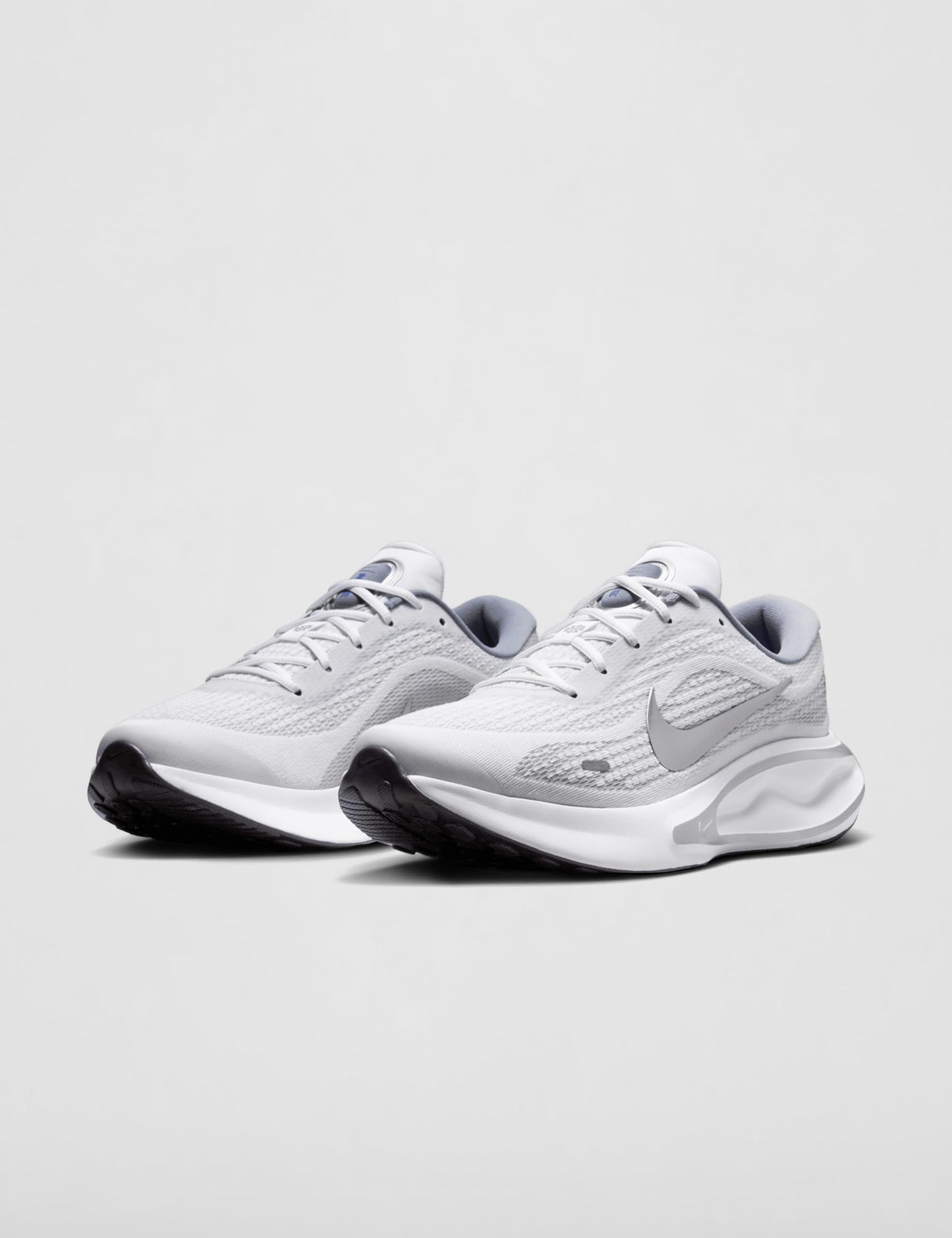 Nike Men's Journey Run Road Running Shoes, White/Metallic Silver-Black-Ashen Slate, 11