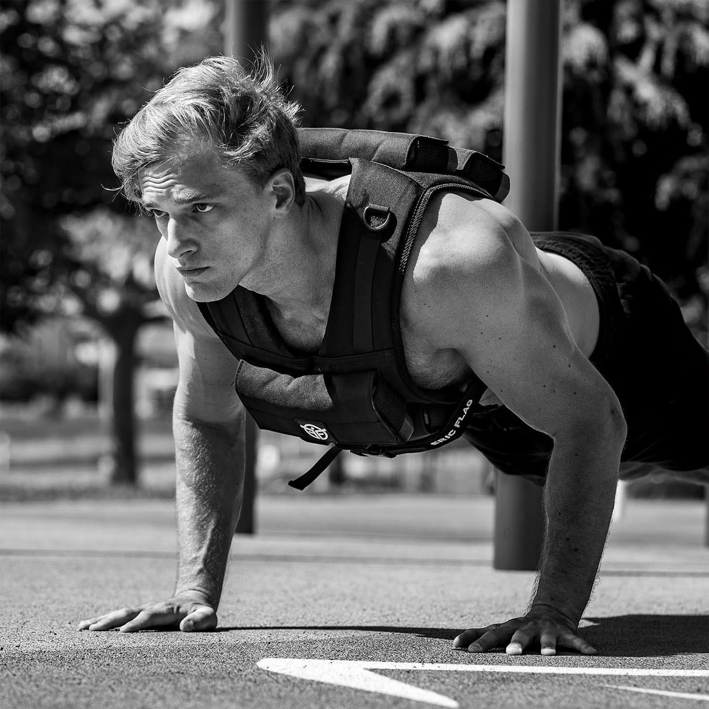 ERIC FLAG 40 lb Weighted Vest for Men & Women - Adjustable 0-40 lb with 16 Iron Weight, Heavy-Duty