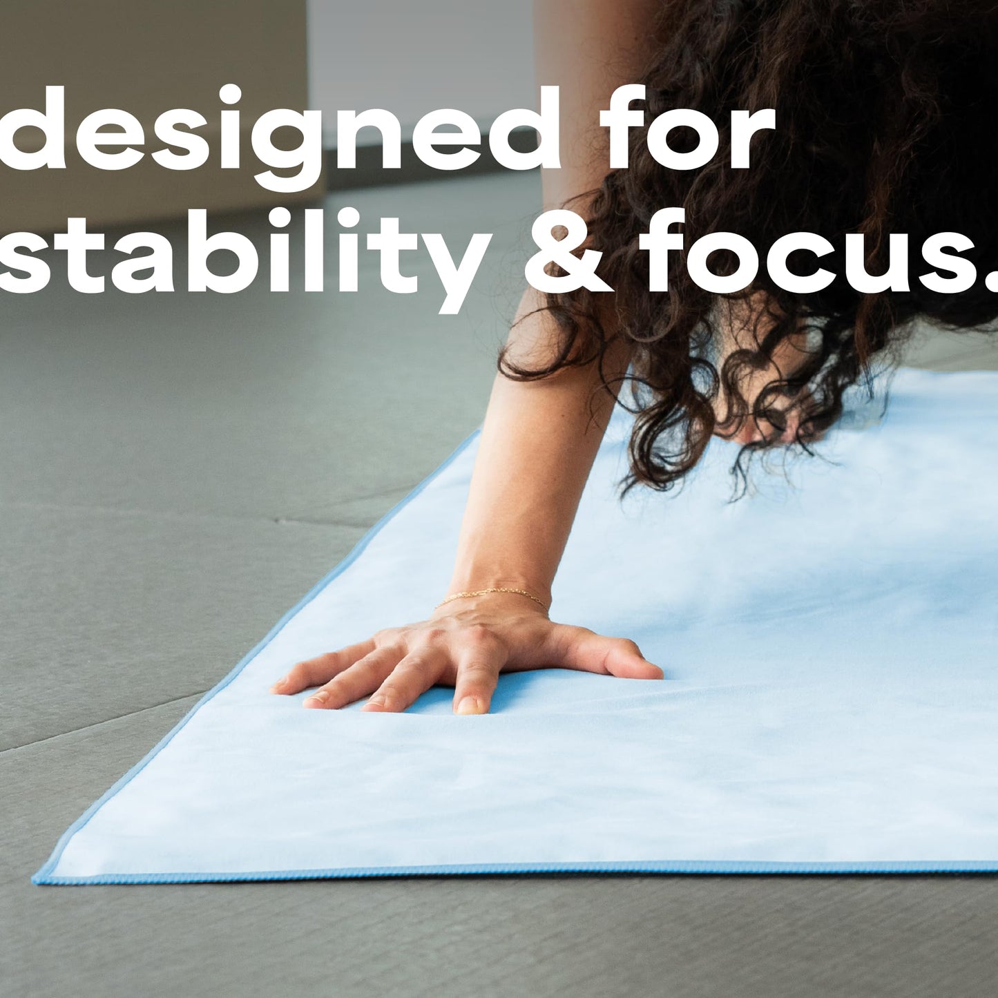 S&T INC. Aura Microfiber Yoga Mat Towel, 26.5" x 72", Blue