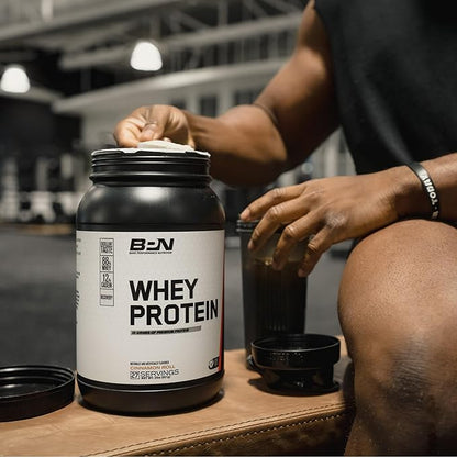 BARE PERFORMANCE NUTRITION, BPN Whey Protein Powder, Whey Protein Concentrate, Native Micellar Casein, Amazing Mixability, Strawberry