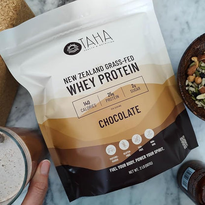Taha Health & Nutrition Chocolate Flavored Whey Protein Concentrate Powder, 25g Protein, 140 Calories, 2g Sugar | New Zealand Grass-Fed, Free-Range Dairy | Gluten and Soy Free, Keto, Kosher | 2LB