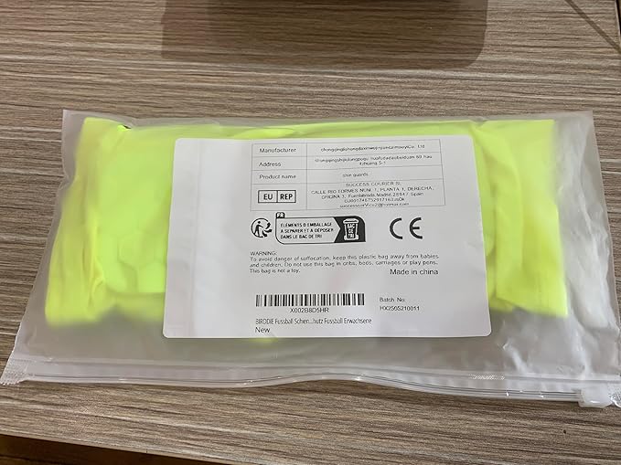 Soccer Shin Guards Shin Pads for Kids Youth Adult, Calf Compression Sleeve with Honeycomb Pads, Support for Shin Splint Baseball Boxing Kickboxing MTB