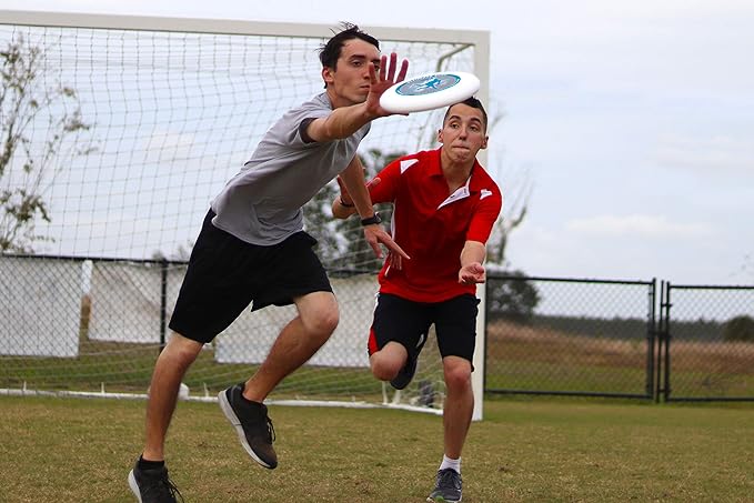 Duncan Intrepid Ultimate Competition Disc, 175g Precision Weighted Flying Disc, Colors May Vary, 1 Disc