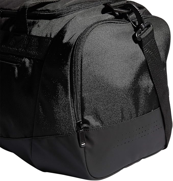 adidas Unisex Adult Defender 4.0 Gym Duffel Bag for Men and Women